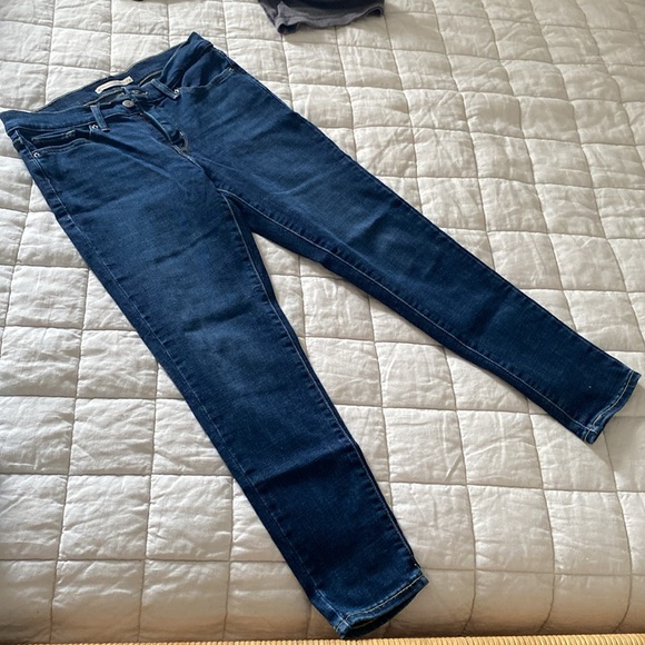 Levi’s 311 Shaping Skinny Ankle jeans - Picture 3 of 3
